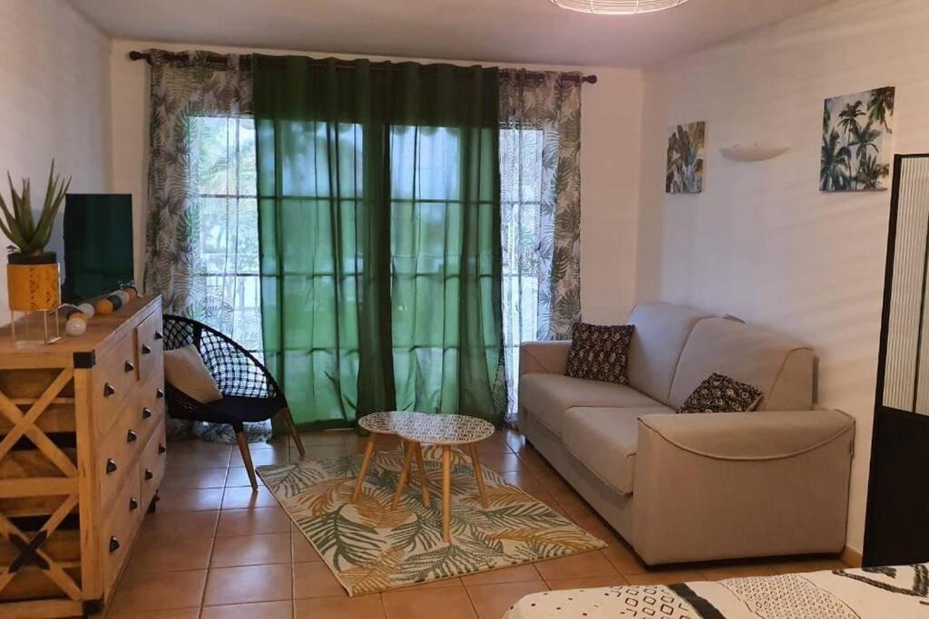 Studio Cosy, Vue Sur Mer Villages Vacances Sainte Anne Cheques Vacances Acceptes Εξωτερικό φωτογραφία