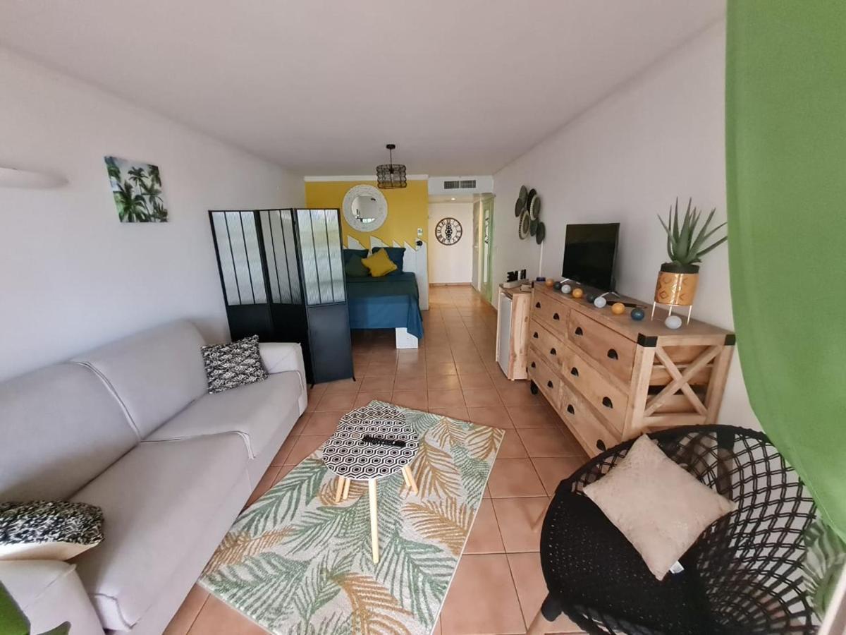 Studio Cosy, Vue Sur Mer Villages Vacances Sainte Anne Cheques Vacances Acceptes Εξωτερικό φωτογραφία